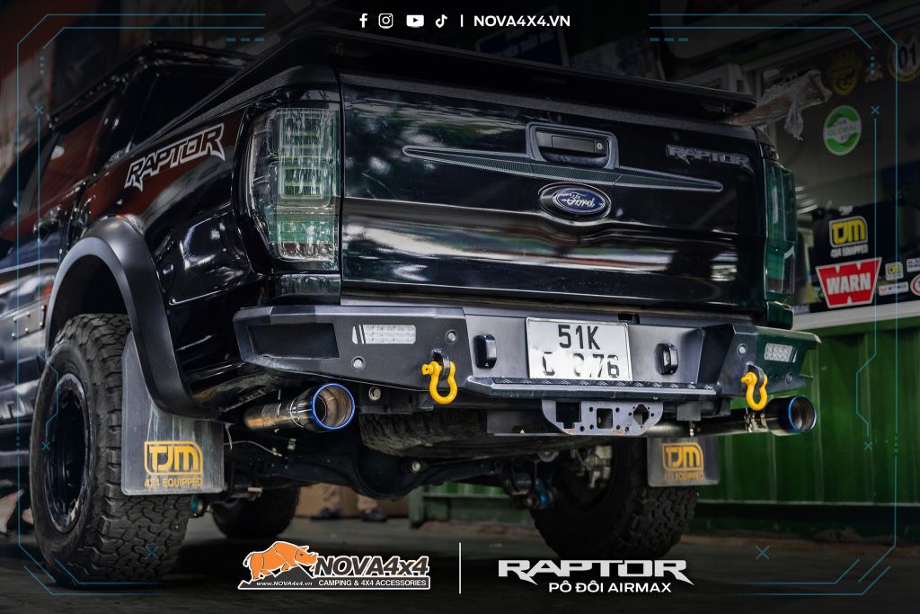 Trang bị pô đôi cho xe Ford Ranger Raptor 2021