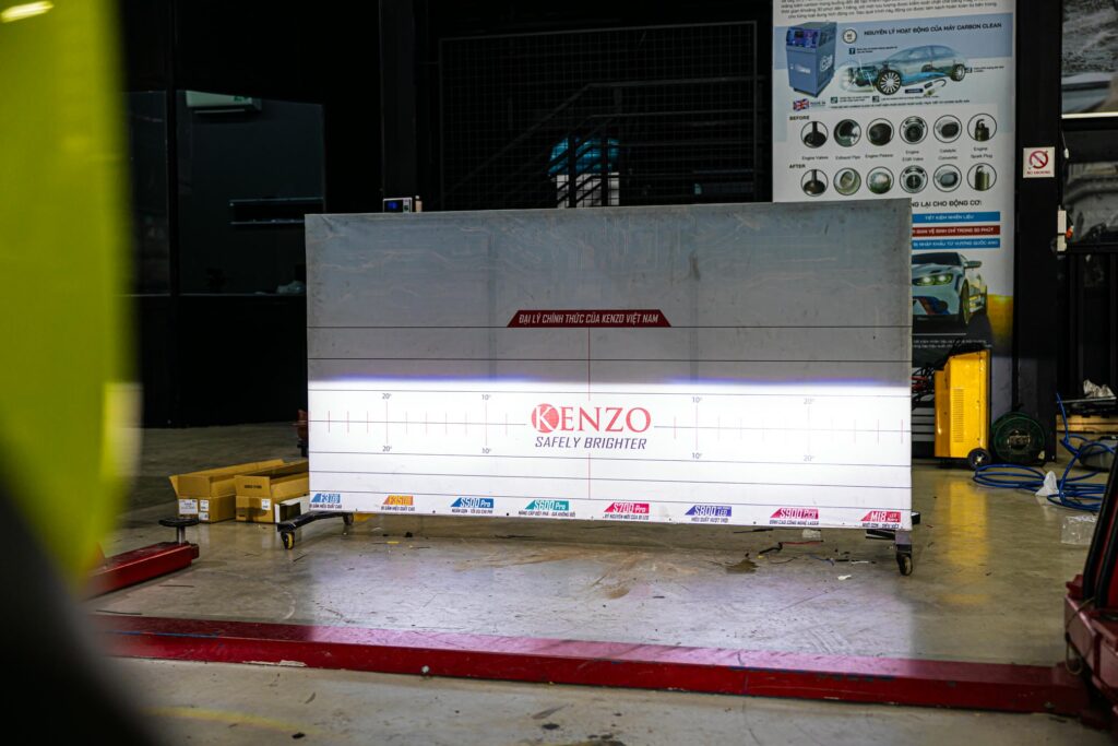 Bi led gầm Kenzo F45 - nhiệt màu 6000K
