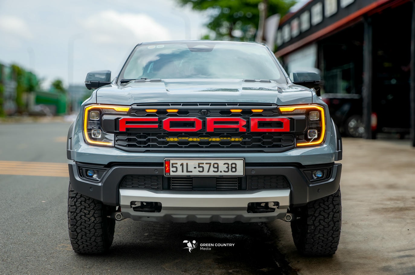 Mí Led Chữ C Phong Cách F150 Mí Led Chữ C Phong Cách F150