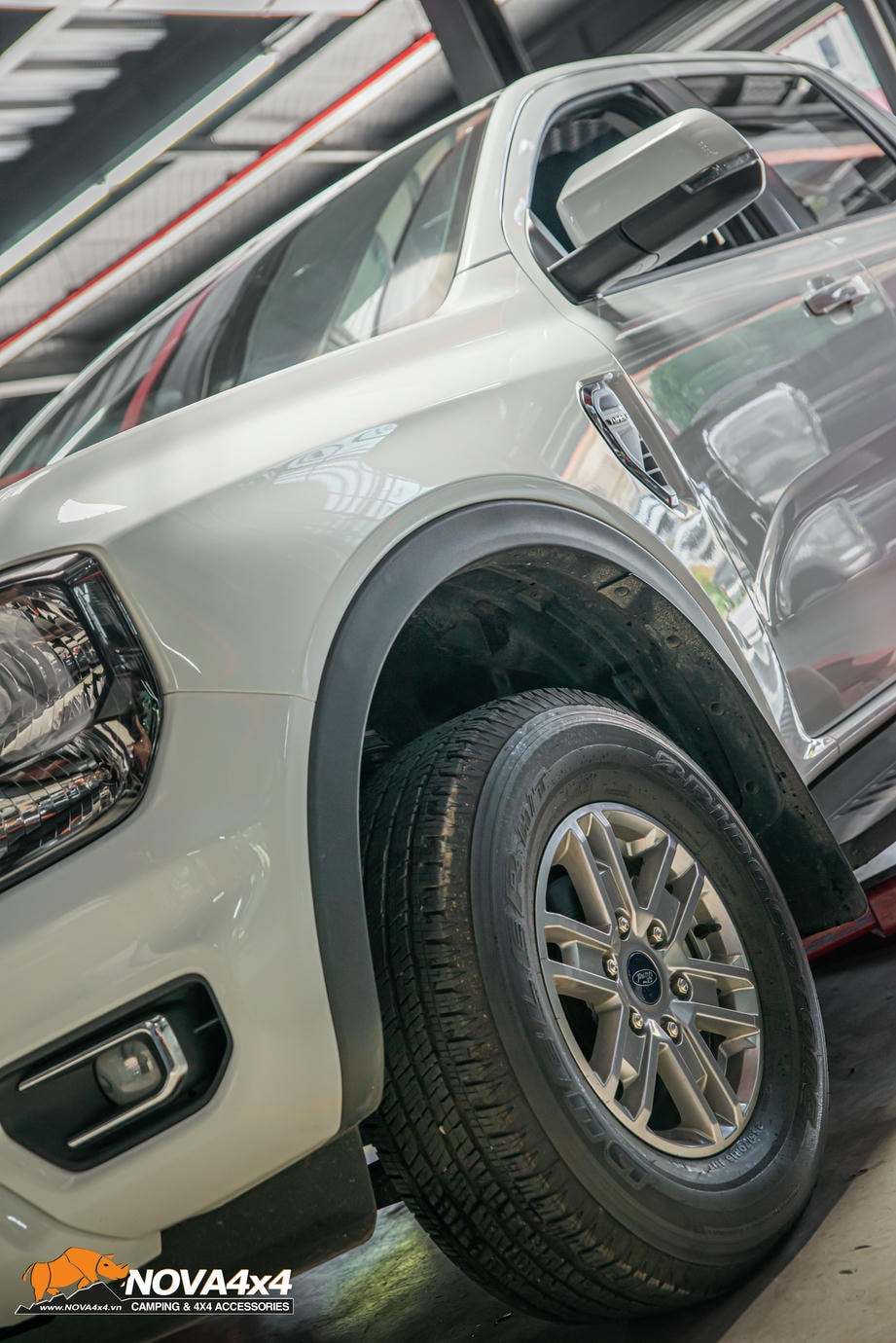 Ford Ranger XLS trước khi nâng cấp Ford Ranger XLS trước khi nâng cấp