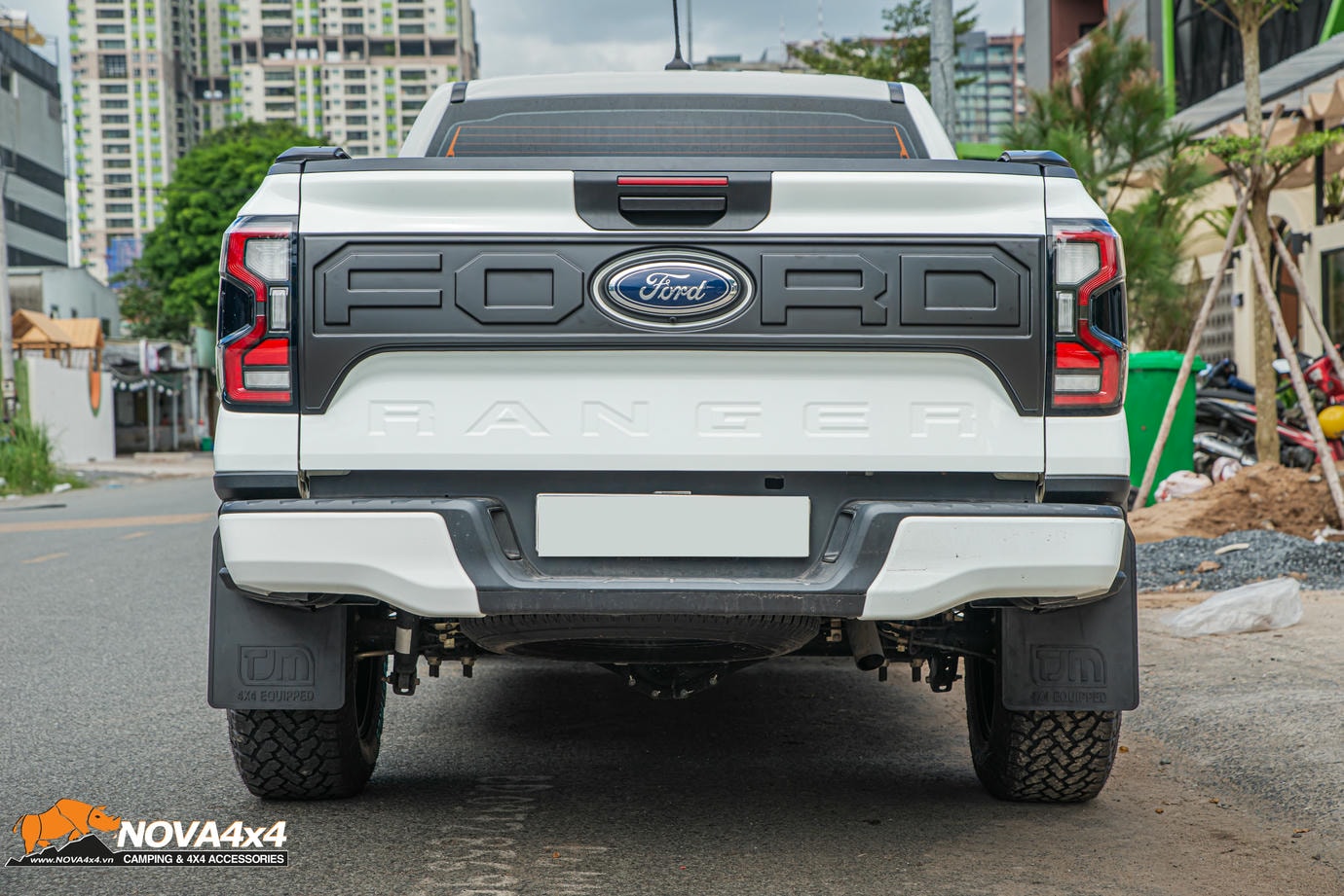 bodykit Raptor cùng bộ mâm Raptor