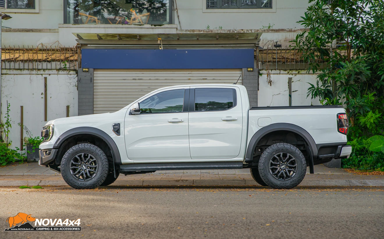 bodykit Raptor cùng bộ mâm Raptor