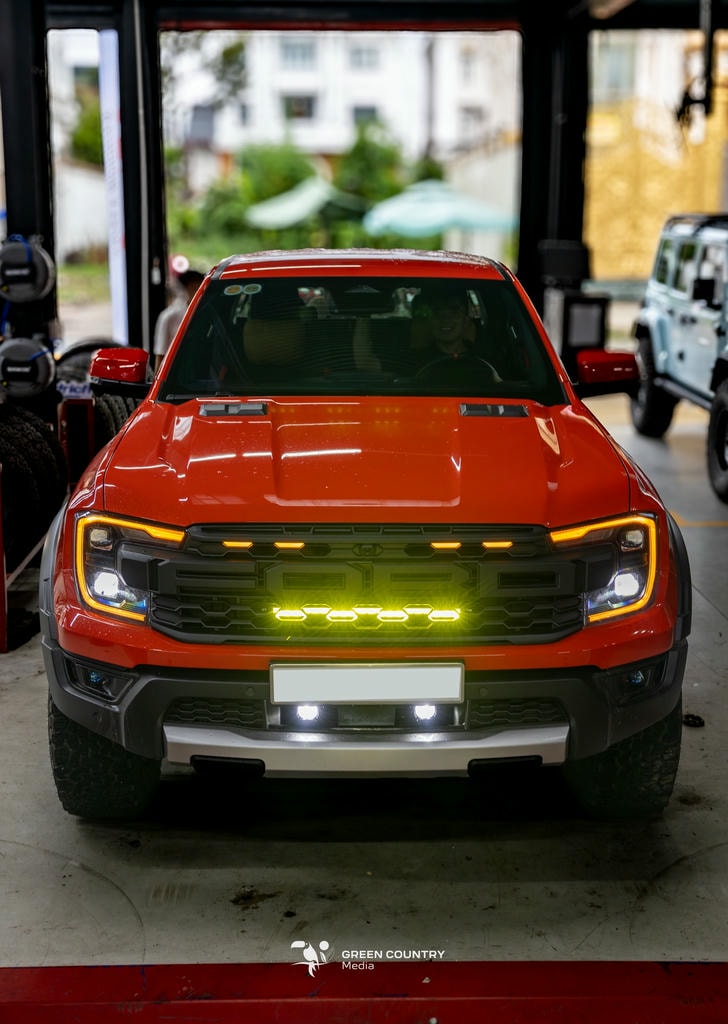 Ánh sáng dẫn lối: STEDI ST1K Amber Ánh sáng dẫn lối: STEDI ST1K Amber