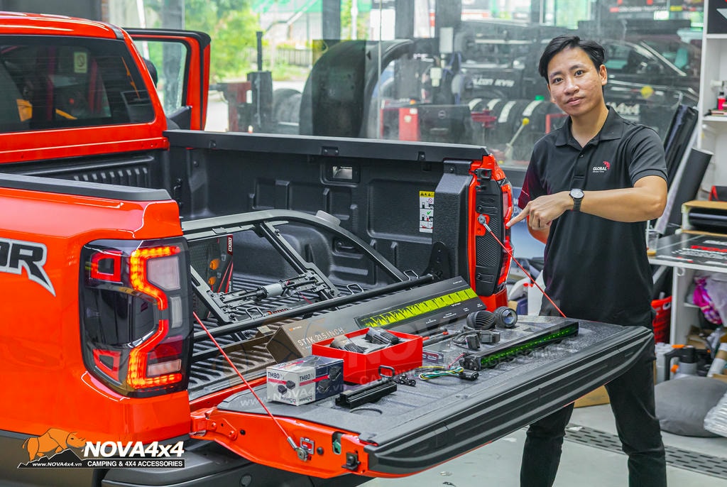 Bản Raptor độ đẹp 2025, ấn tượng, tiện ích cho anh em đi địa hình