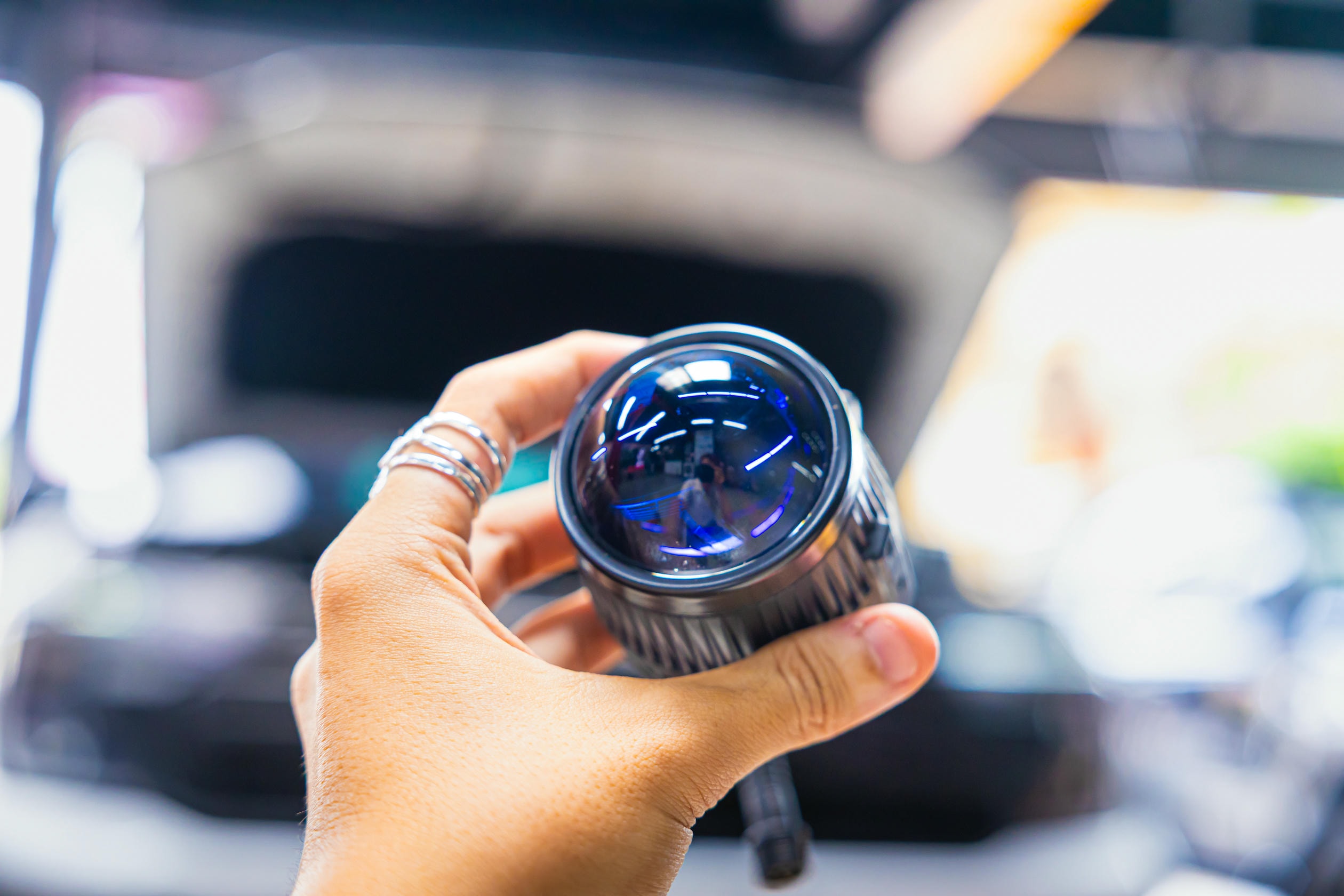 bi LED gầm Kenzo F35 – 3 màu | vũ khí tối thượng trong mưa – sương – đèo dốc bi LED gầm Kenzo F35 – 3 màu | vũ khí tối thượng trong mưa – sương – đèo dốc