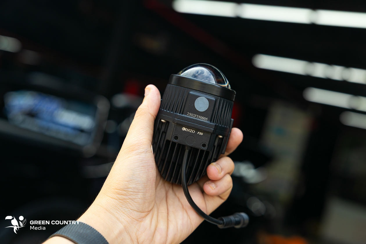 Bi led Kenzo F35 3 nhiệt màu và mí led chữ C: An toàn tối đa, thẩm mỹ vượt trội