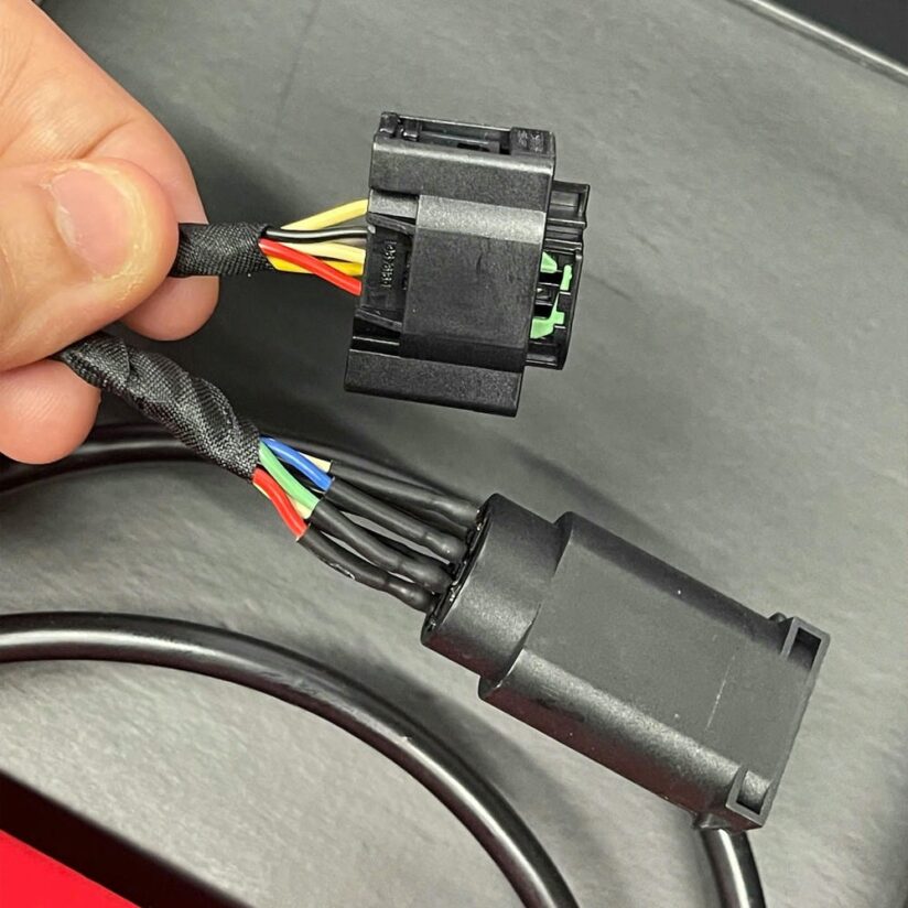 chip-chan-ga-PedalBox-DTE3700-cho-Mercedes-238989-thanh-ly (4)