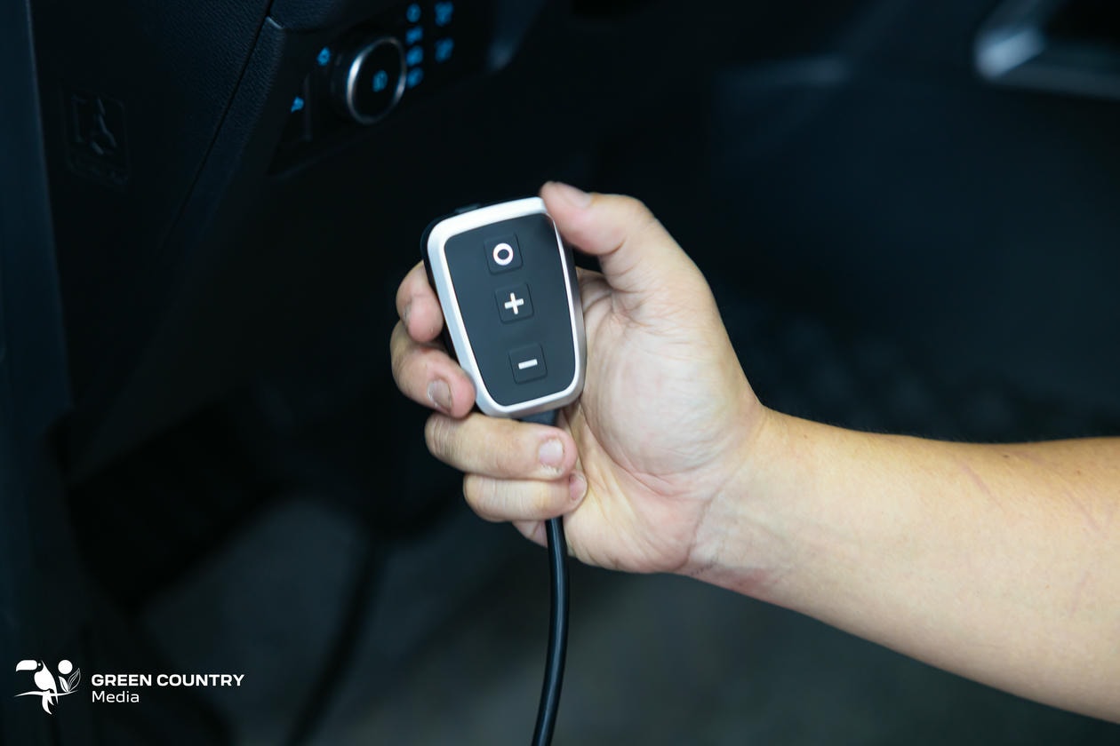 Không còn nỗi sợ độ trễ chân ga với chip PedalBox 10723752 (giải quyết 90% nỗi đau của chủ xe Wildtrak)