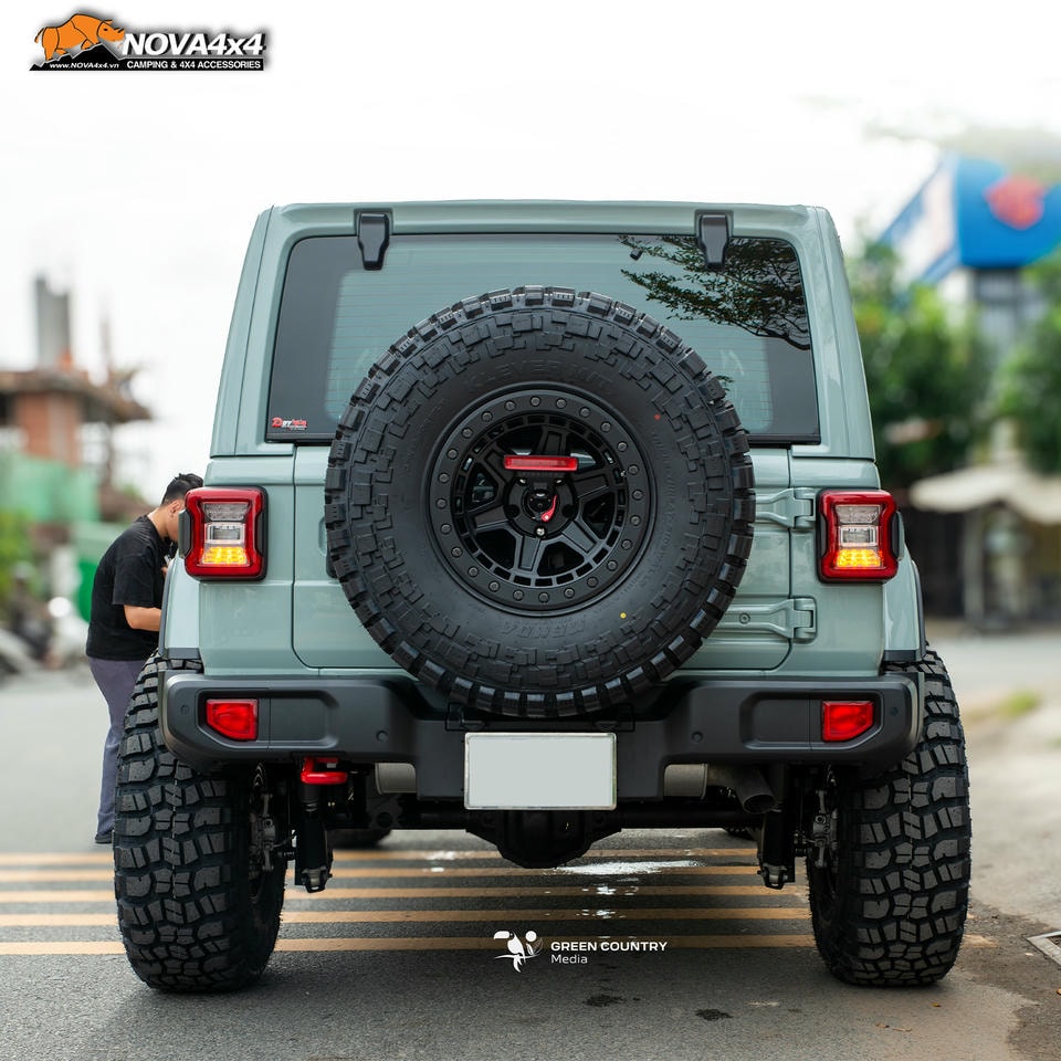 Xu hướng 2025: off-road phải mạnh – đẹp – an toàn