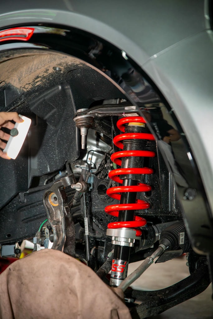 YSS Z-Series – tối ưu độ êm và kiểm soát