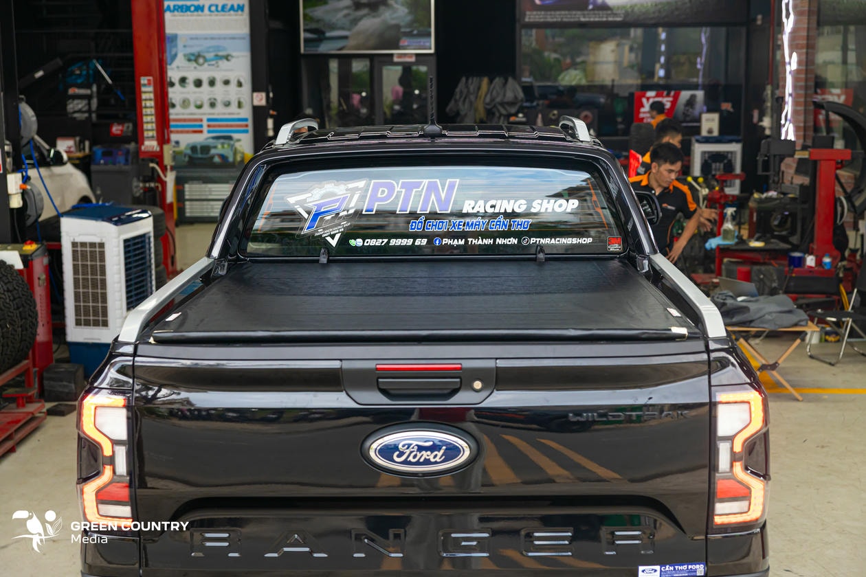 Nắp thùng bạt cuộn mềm Tontop: vừa tiện lợi, vừa tiết kiệm nhiên liệu