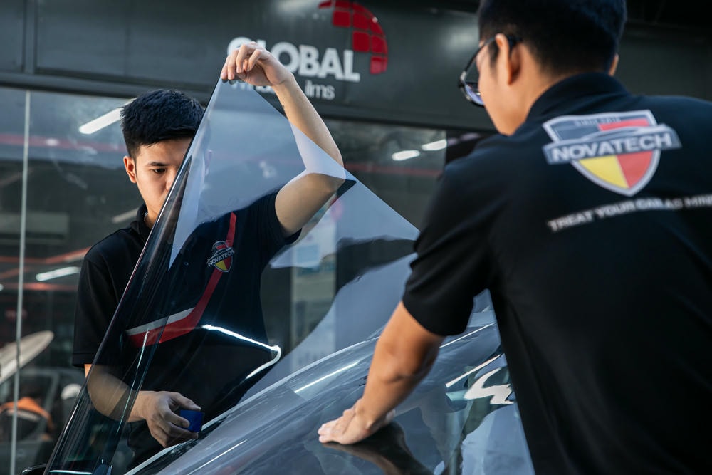 Vì sao dán phim cách nhiệt Ford Ranger Stormtrak không còn là option, mà là bắt buộc? Vì sao dán phim cách nhiệt Ford Ranger Stormtrak không còn là option, mà là bắt buộc?