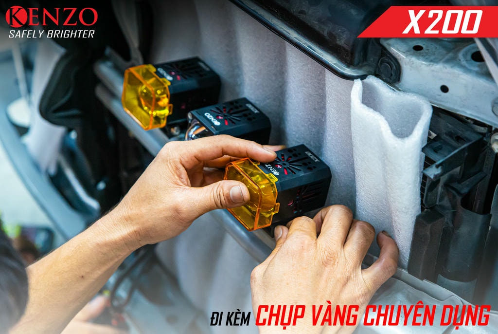 kèm chụp vàng chuyên dụng để tối ưu khi đi sương mù.