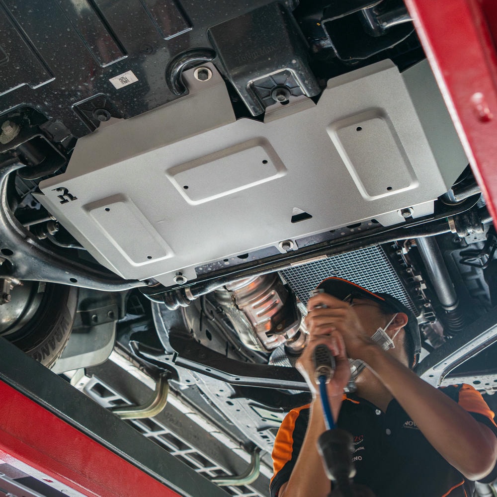 Lắp đặt chuẩn zin, không độ chế