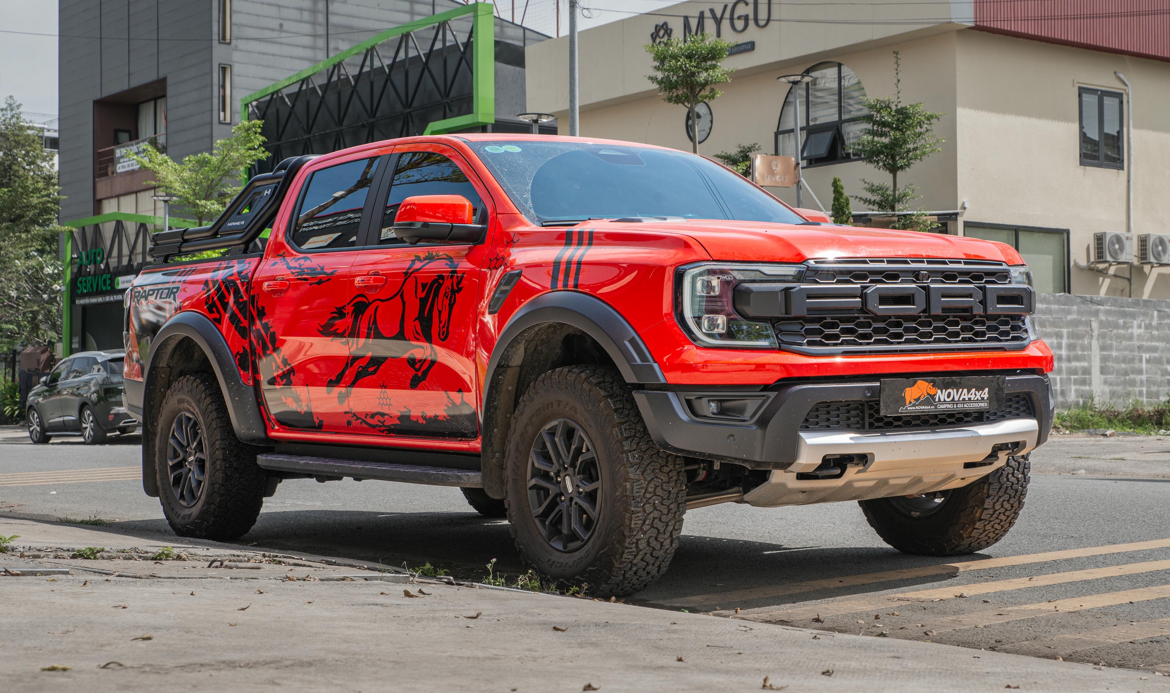 Tại sao nắp thùng Aeroklas và thanh thể thao Hamer là lựa chọn hoàn hảo cho bạn?