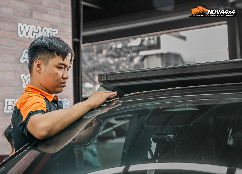 Giải pháp tối ưu không gian cho Ford Raptor: Vì sao baga mui là phụ kiện không thể thiếu 2026