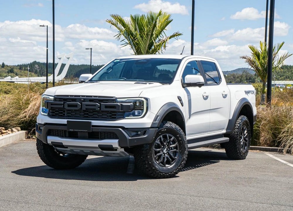 Điểm nhận diện khác biệt của Ranger Raptor V6 Điểm nhận diện khác biệt của Ranger Raptor V6