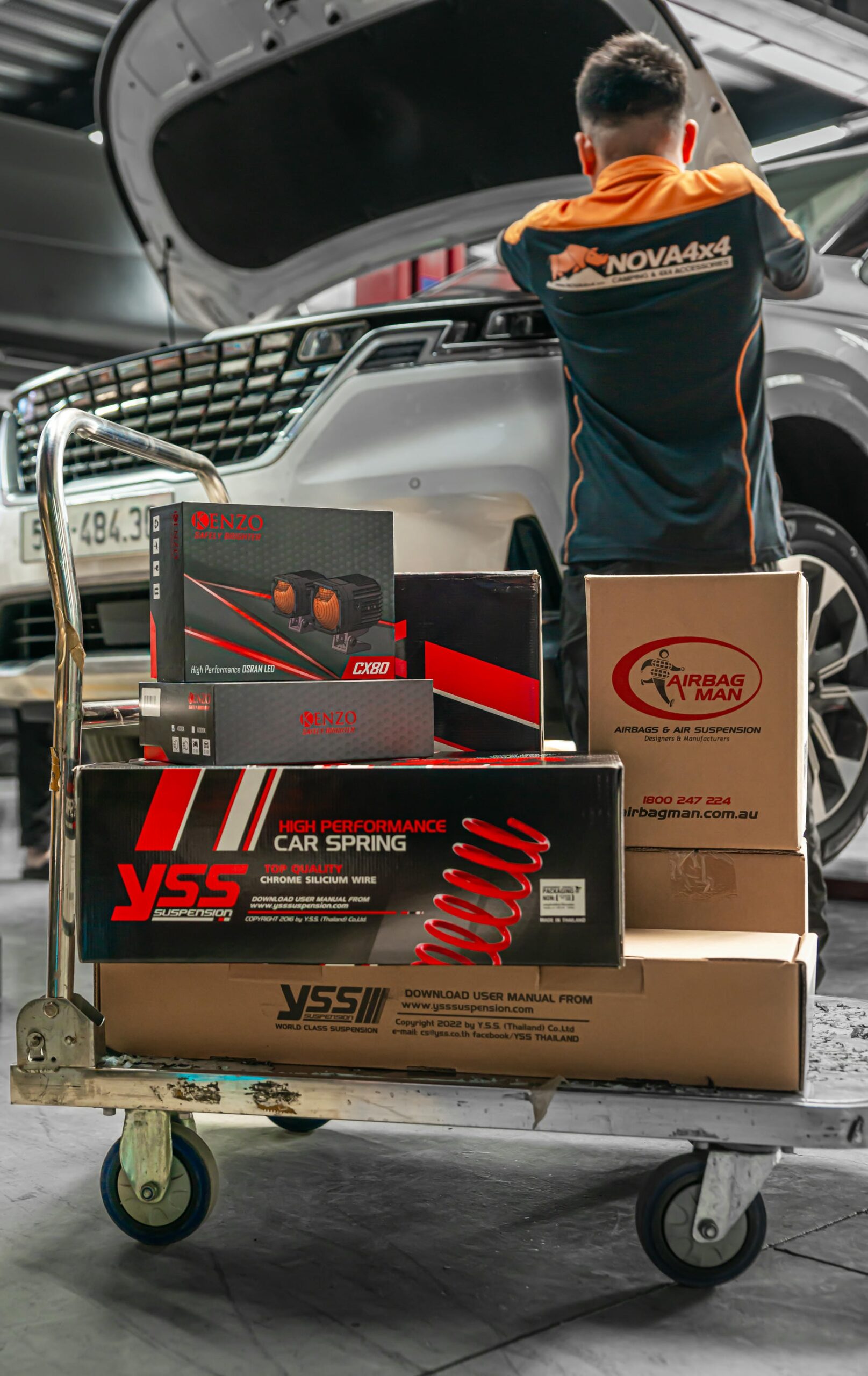 Câu chuyện từ tin nhắn lúc nửa đêm: Anh hay chở đồ nhiều, tư vấn cho anh đi êm hơn