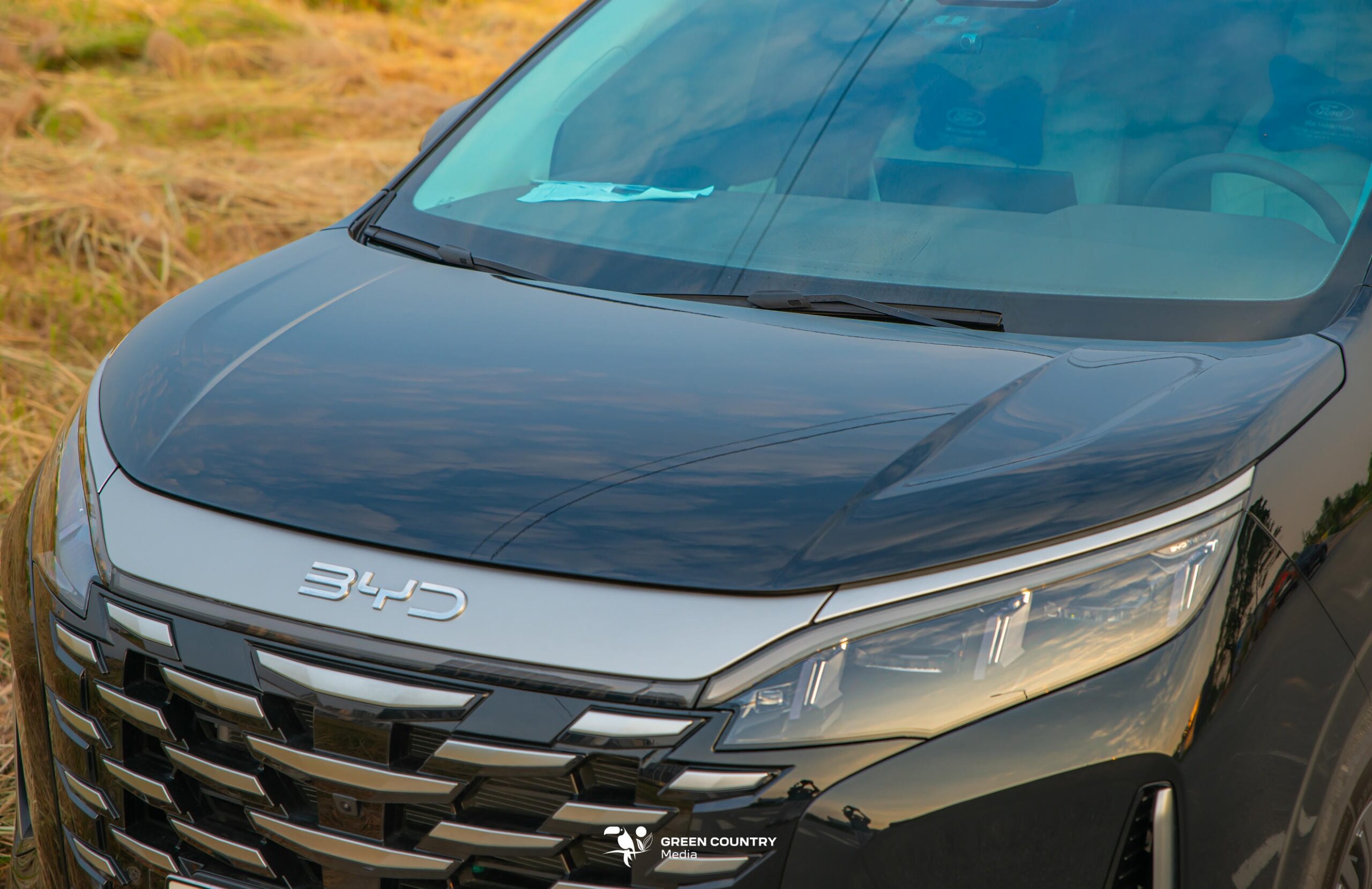 Dán PPF ngoại thất xe điện BYD 1000