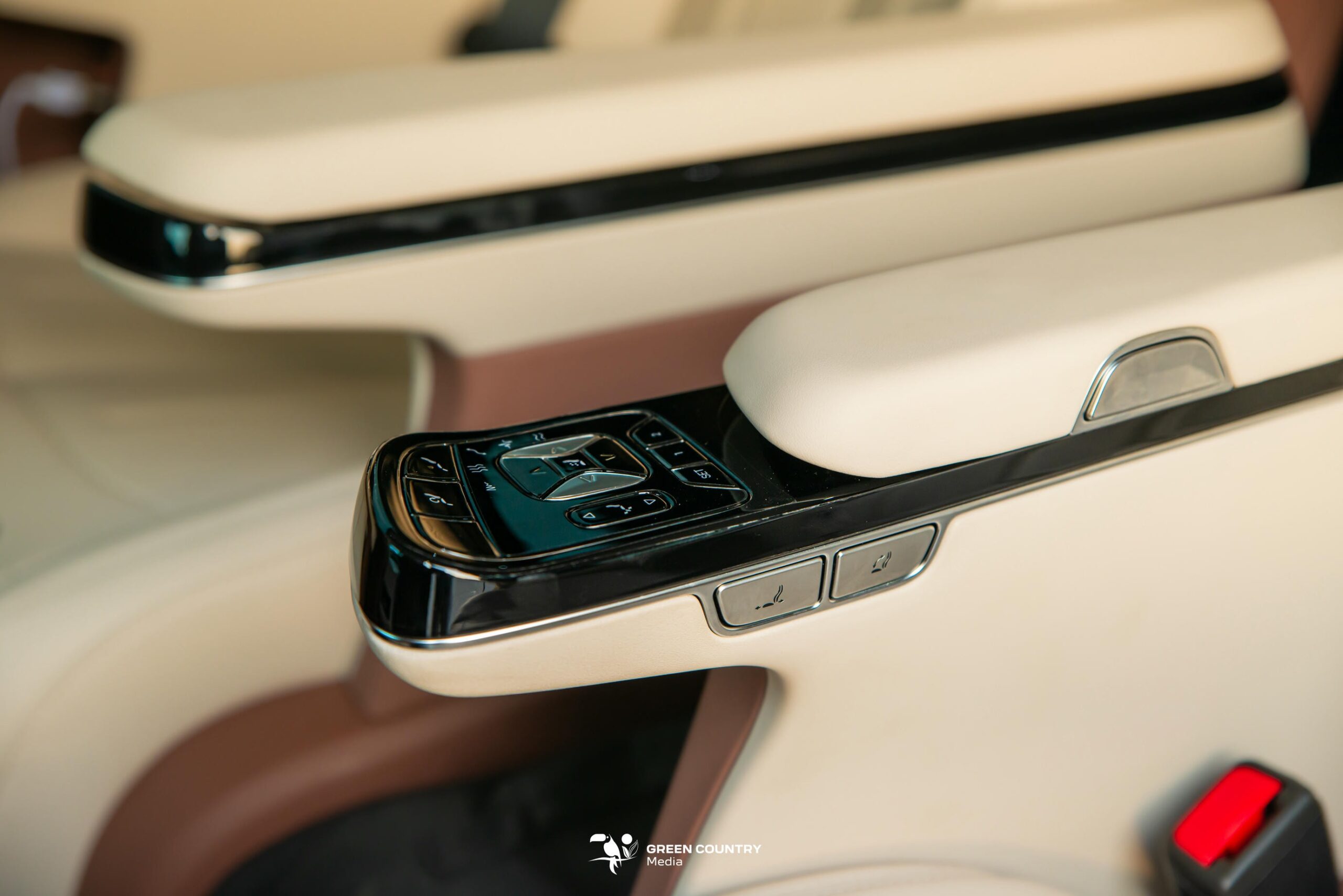 Dán PPF nội thất xe điện BYD Dán PPF nội thất xe điện BYD