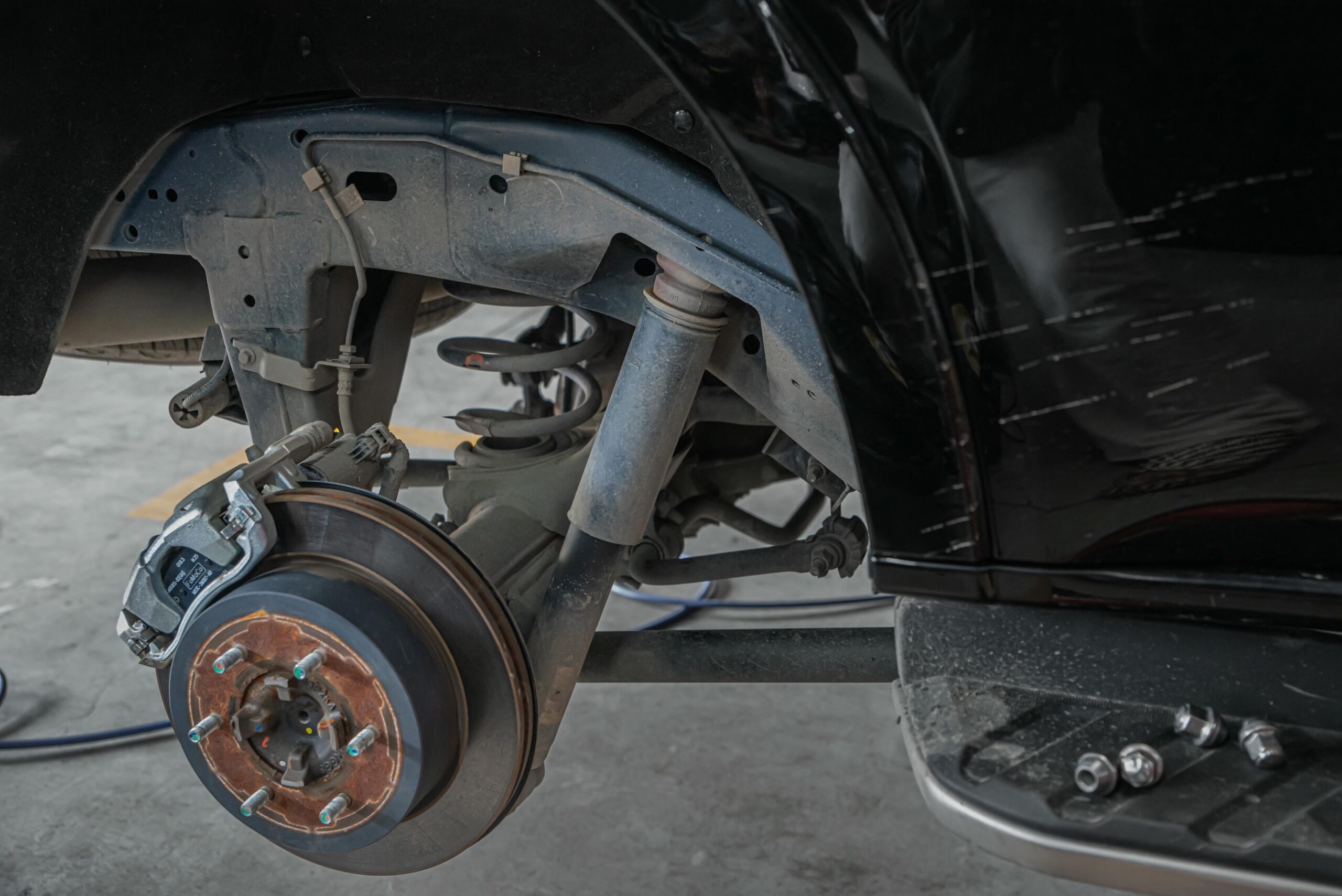 Thực trạng hệ thống phuộc Ford Everest nguyên bản