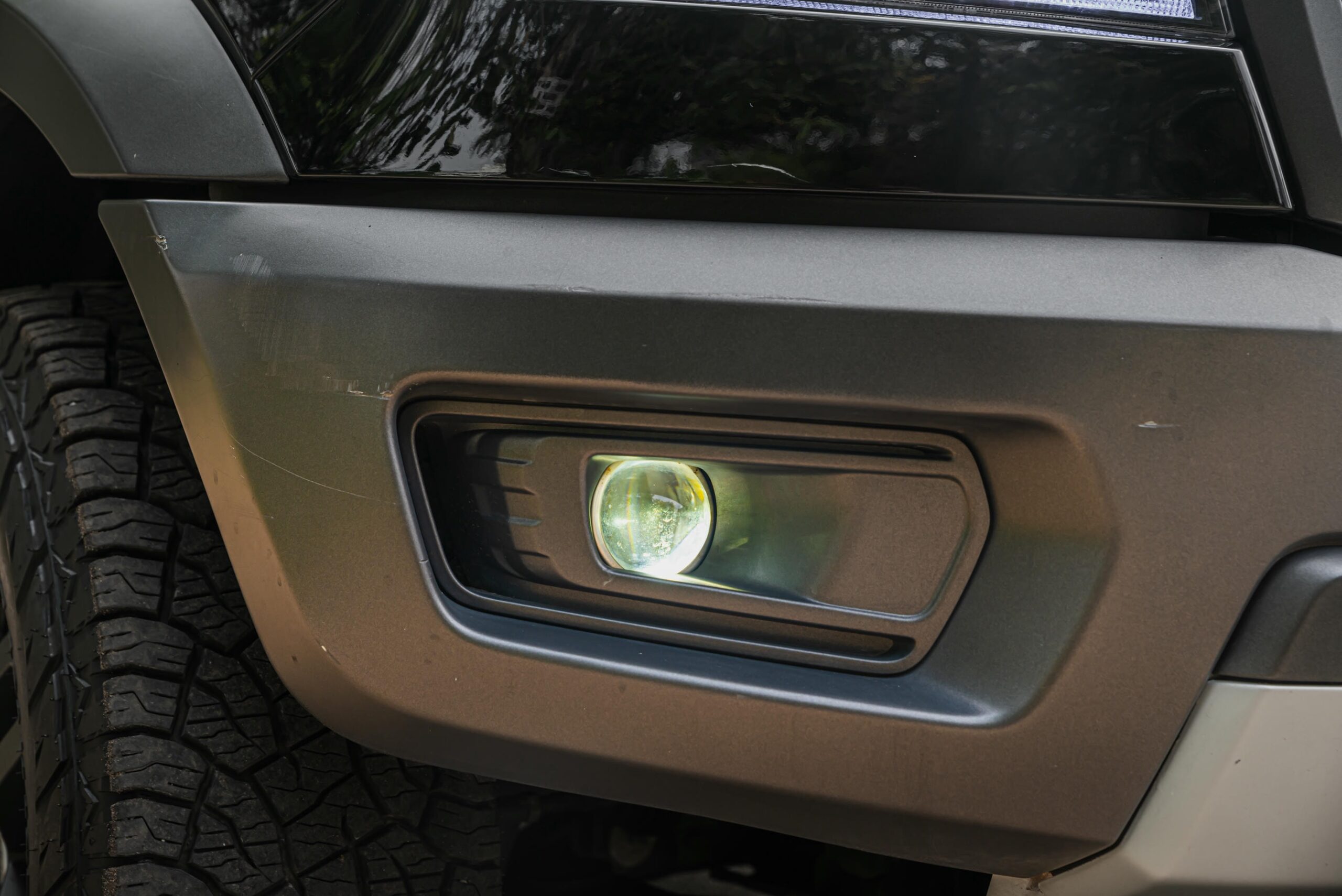 Bi led gầm Kenzo F2 nhiệt màu trắng Bi led gầm Kenzo F2 nhiệt màu trắng