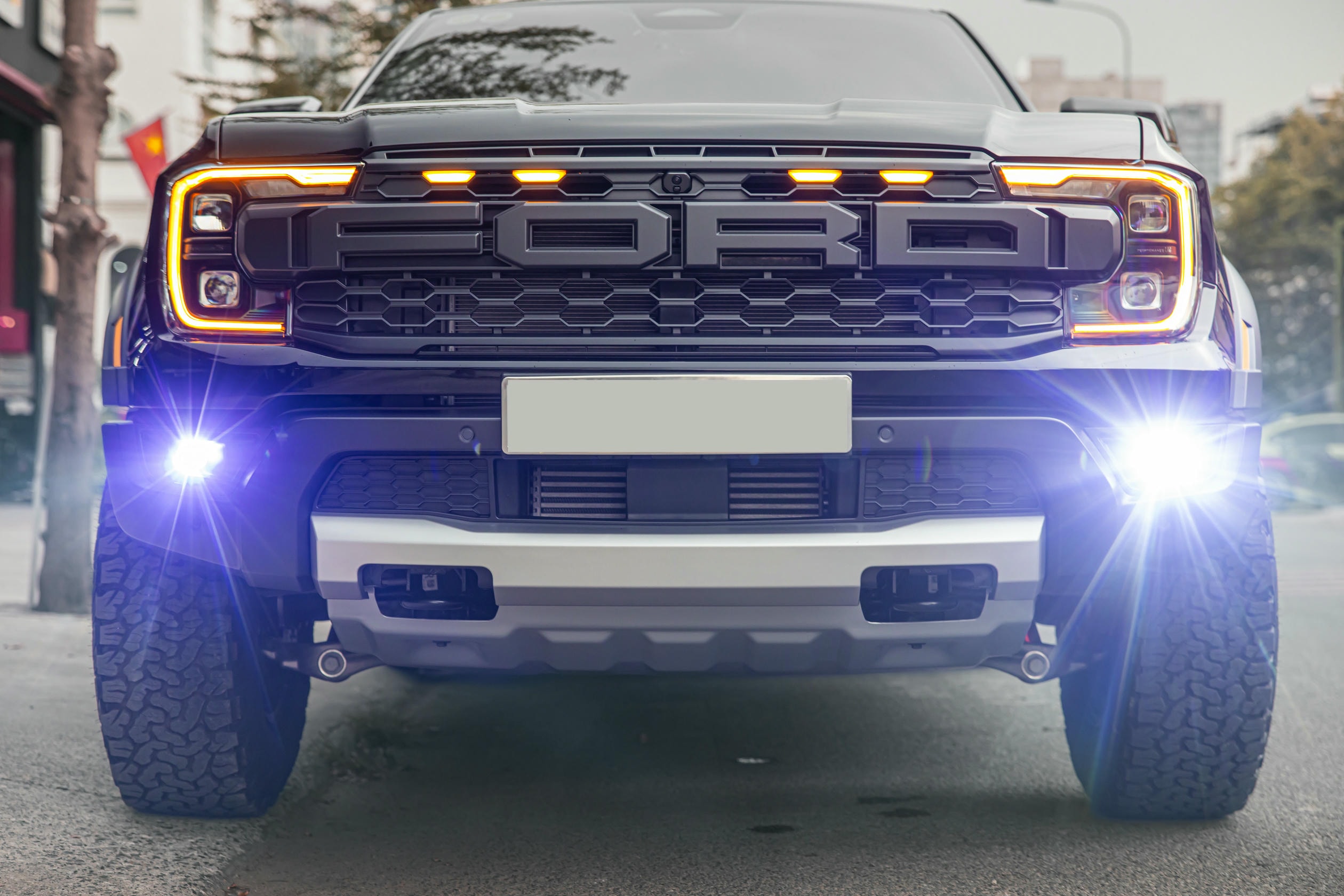 Bi led gầm Kenzo F35 3 màu – Tầm nhìn xuyên thấu mọi thời tiết