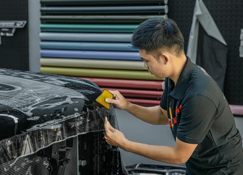 Dán PPF Ford Everest TeckWrap: Bảo vệ tuyệt đối sơn zin, giữ giá trị bền vững.