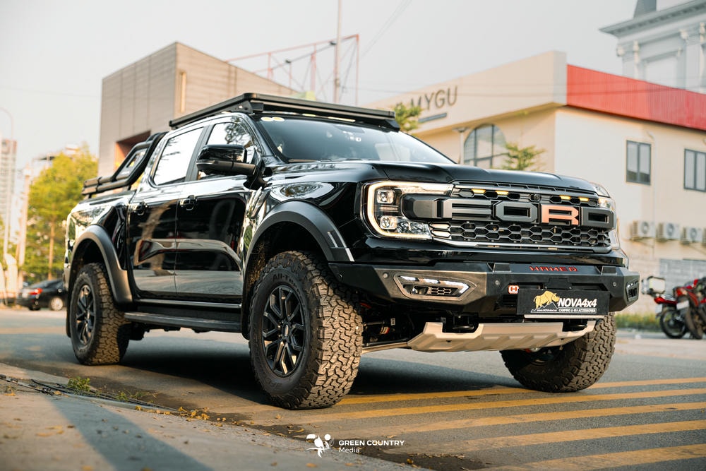 Sự khác biệt giữa bản Raptor độ bài bản và combo "rẻ tiền"