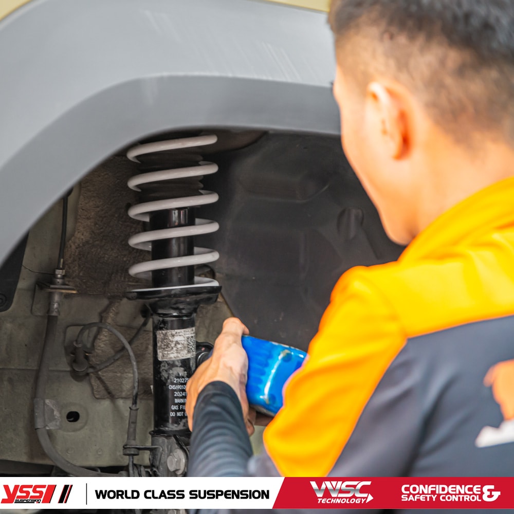 Nâng câó lò xo VF3 tại Nova4x4 Nâng câó lò xo VF3 tại Nova4x4