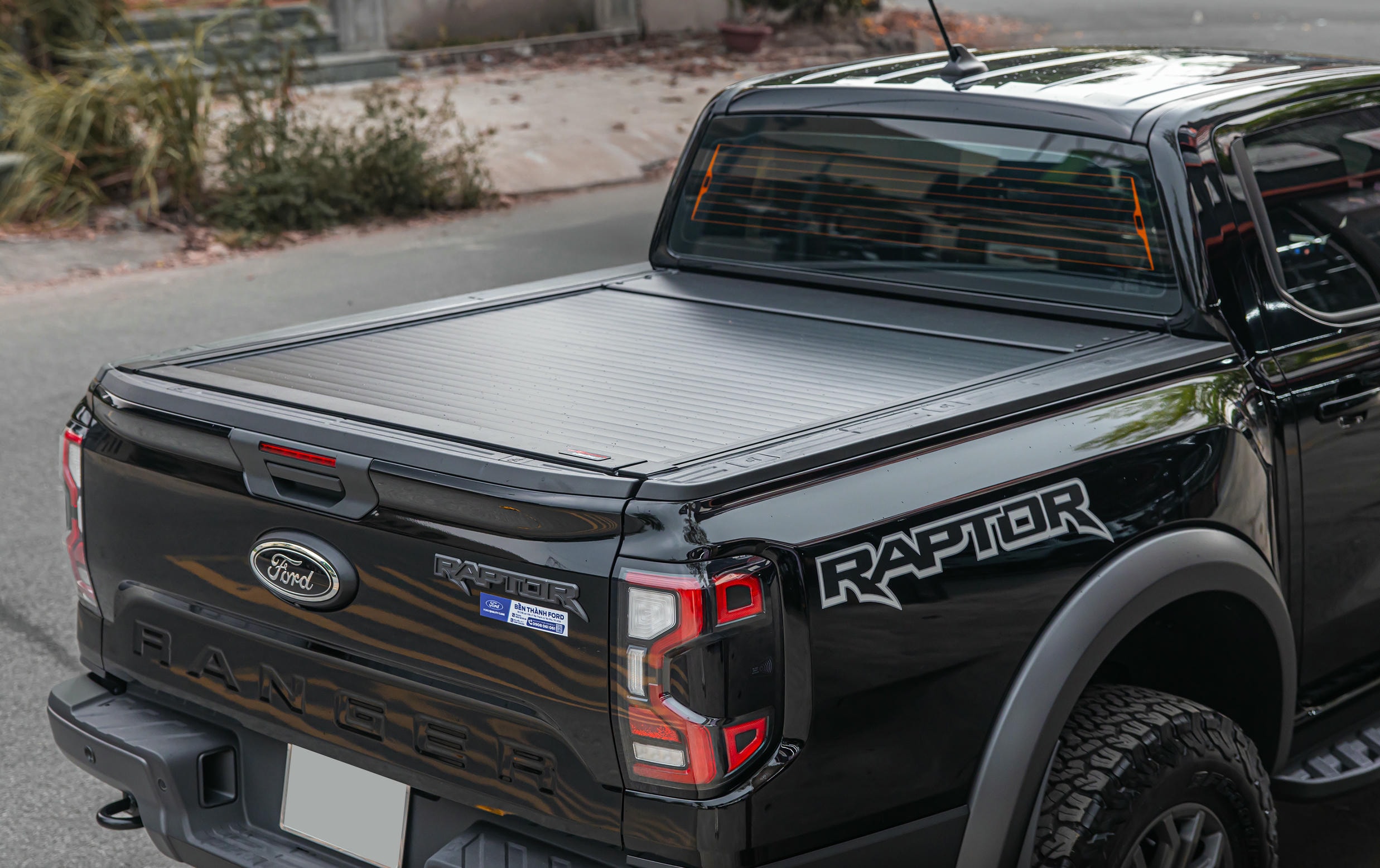 Nắp thùng cuộn cơ – Bảo vệ tài sản và sự cơ động