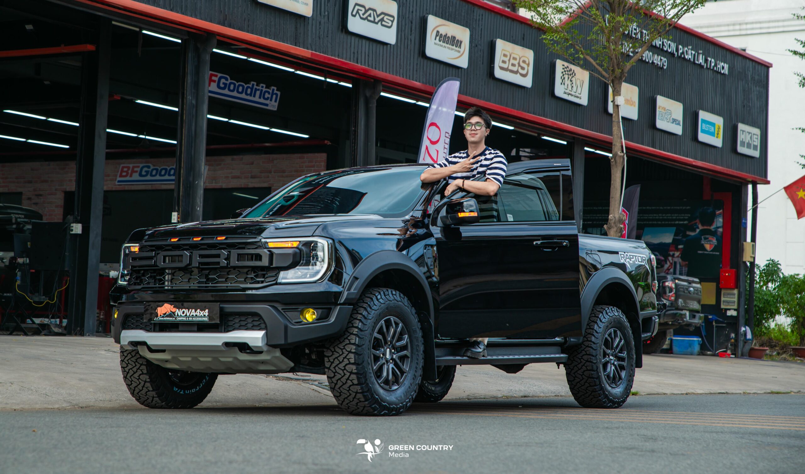 Ford Ranger XLS lên Bodykit Raptor: Giải pháp lột xác hoàn hảo với chi phí tối ưu