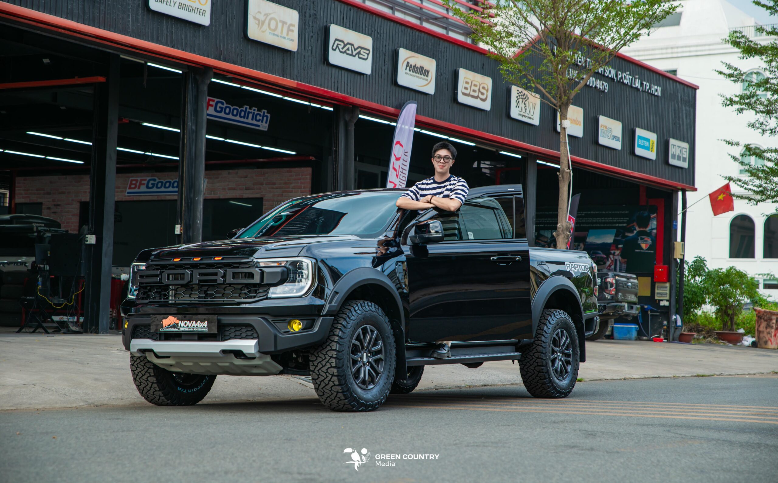 Ford Ranger XLS lên Bodykit Raptor: Giải pháp lột xác hoàn hảo với chi phí tối ưu