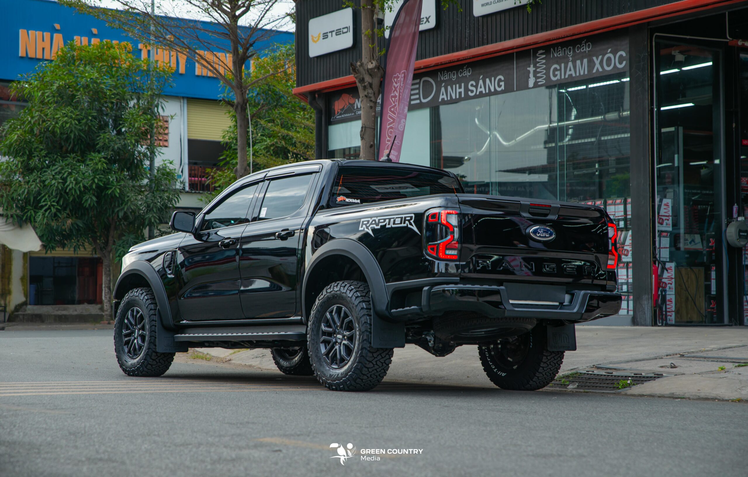 Các hạng mục chính khi lên form Raptor cho Ford Ranger XLS