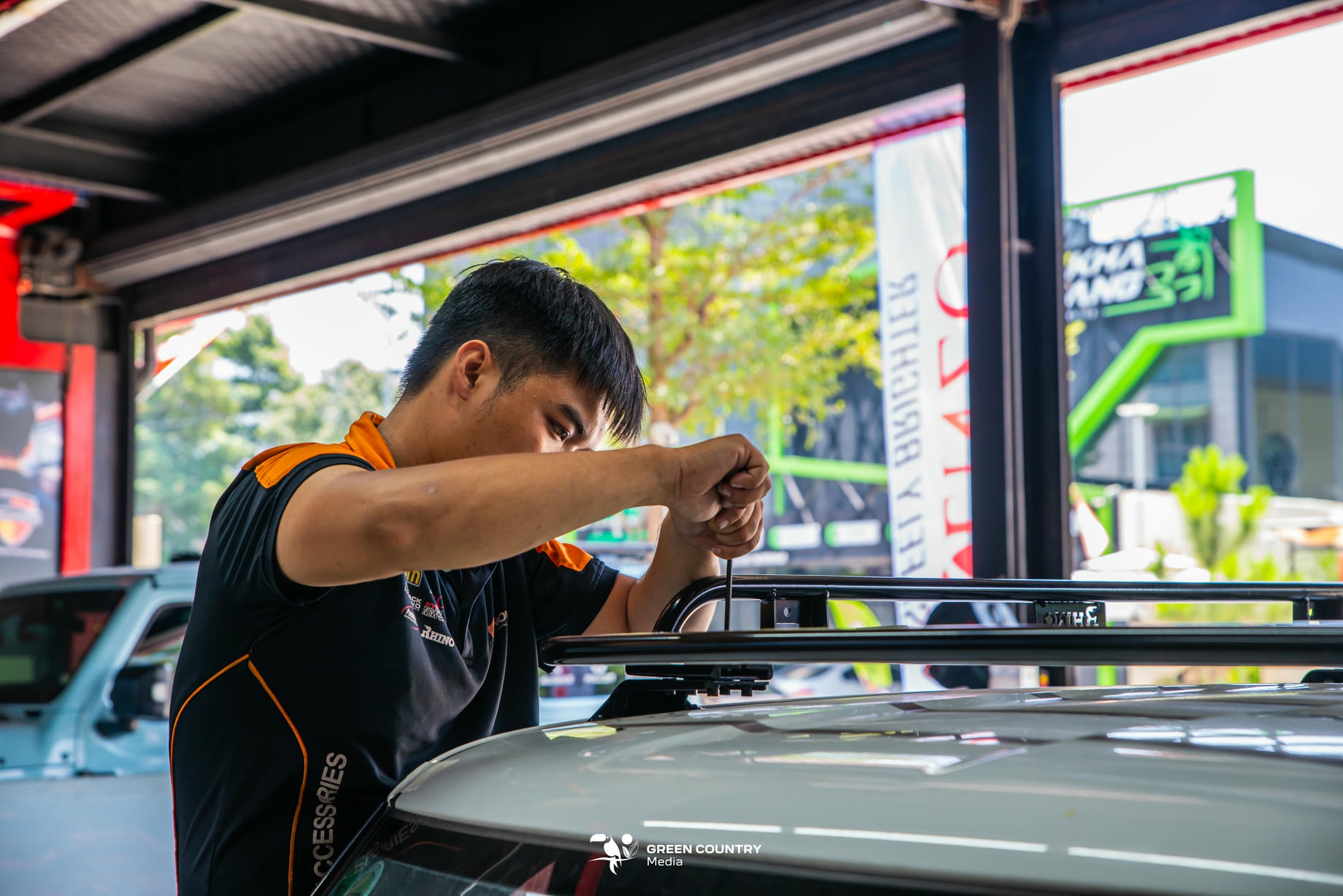 Giá nóc cho VF3 Rhino Easy Cargo đen Giá nóc cho VF3 Rhino Easy Cargo đen