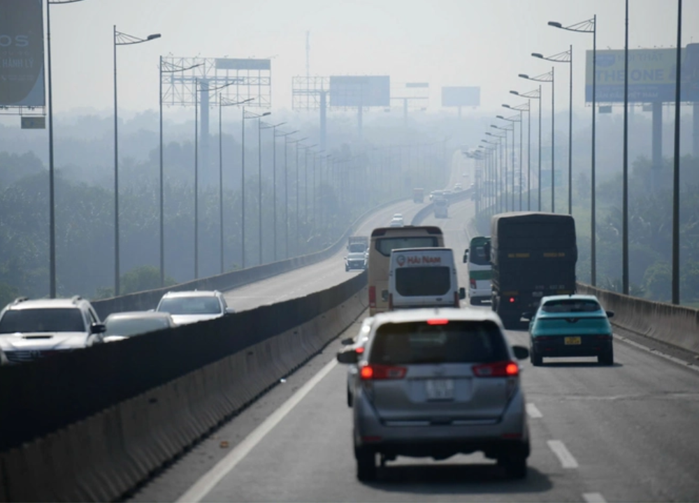 Những lưu ý khi kiểm định khí thải ôtô từ 1/3 để tránh trượt đăng kiểm (Ảnh: QUANG ĐỊNH)