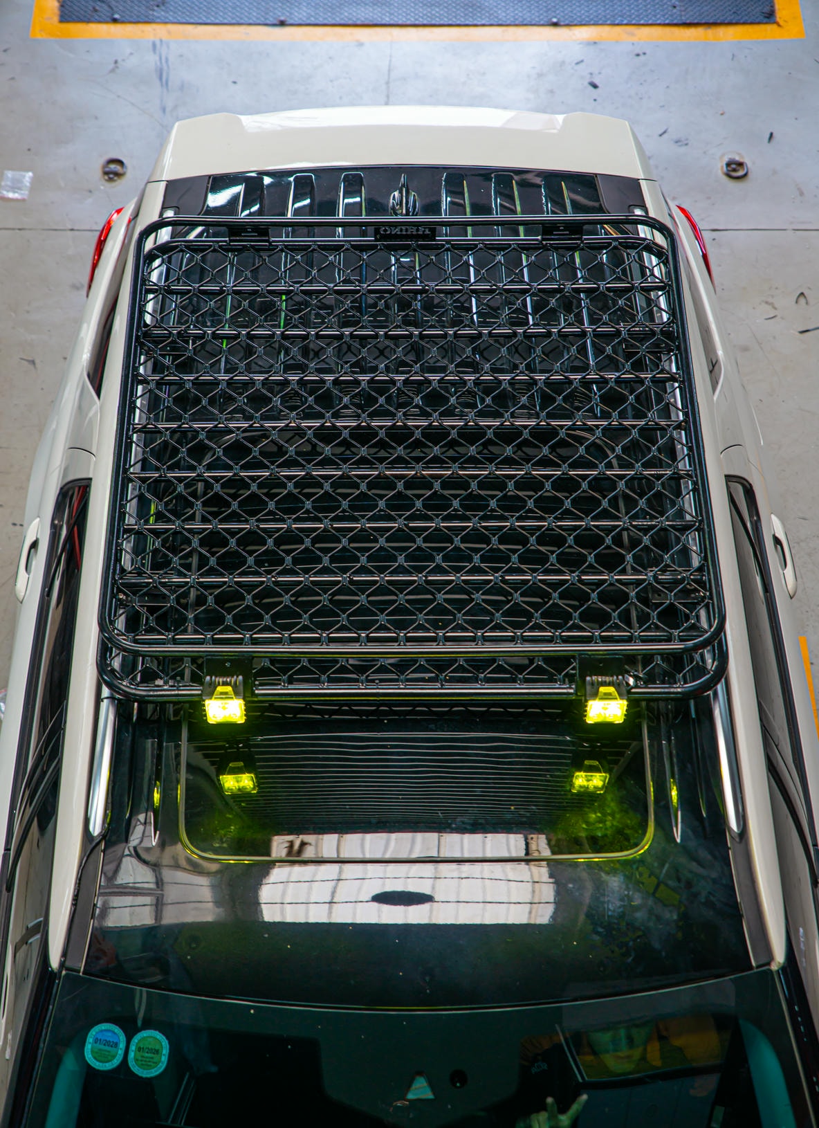 Baga Ford Explorer Nhôm Rhino Roof Rack - giải pháp tối ưu không gian chở hàng