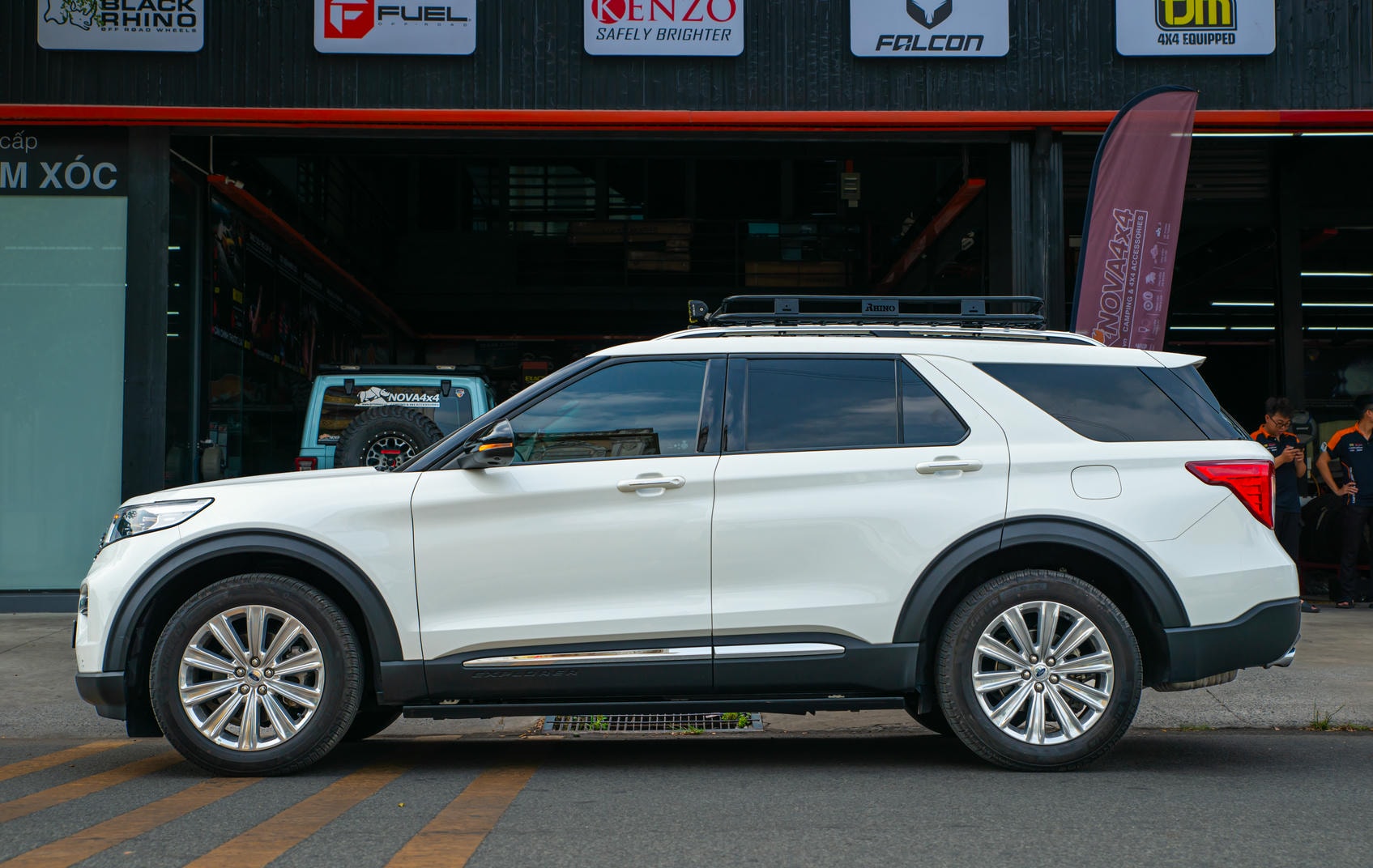 Những lưu ý anh em cần quan tâm trước khi độ xe Ford Explorer