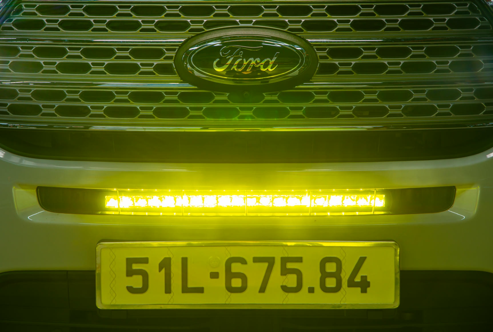 Độ đèn cho Ford Explorer