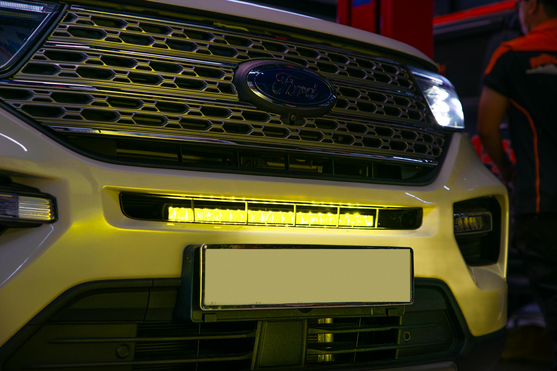 Led Stedi ST1K - Ánh sáng xuyên thấu đêm đen, sương mờ