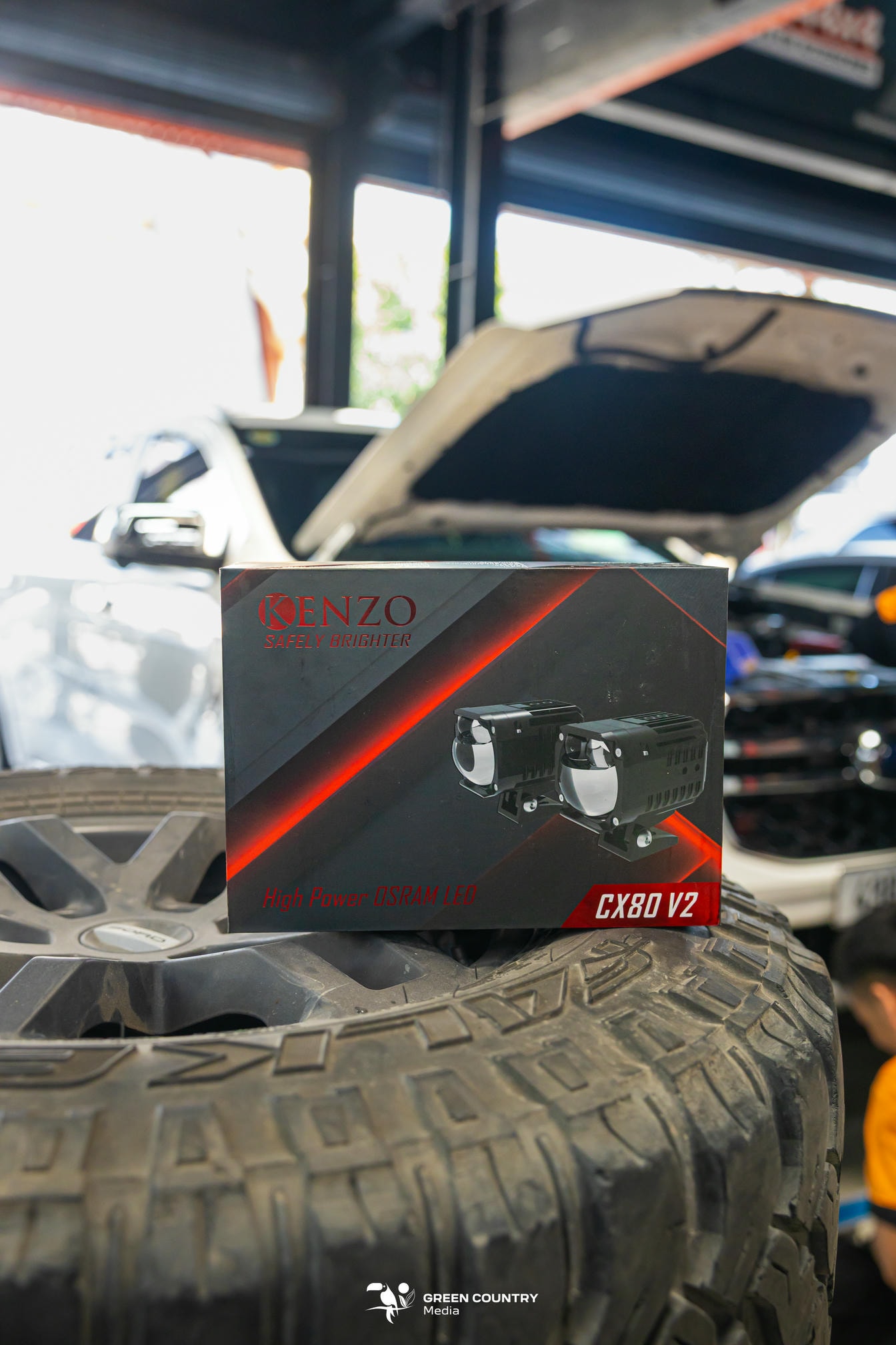 Kenzo Cx80 V2 - Kỷ nguyên mới của công nghệ đèn trợ sáng văn minh