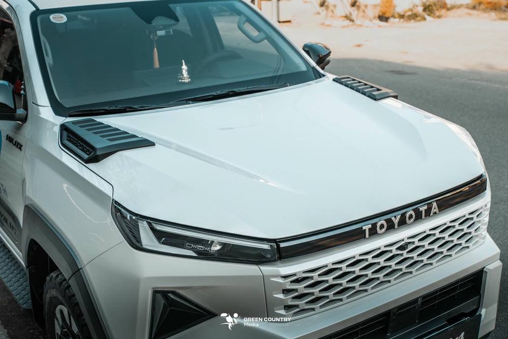 dán PPF cho Hilux 2026