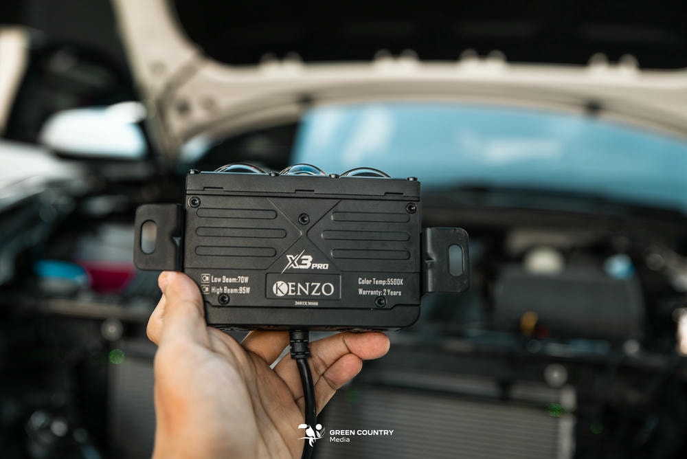 Đèn trợ sáng dạng rời Kenzo X3 Pro