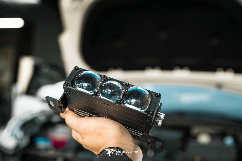 Đèn trợ sáng dạng rời Kenzo X3 Pro