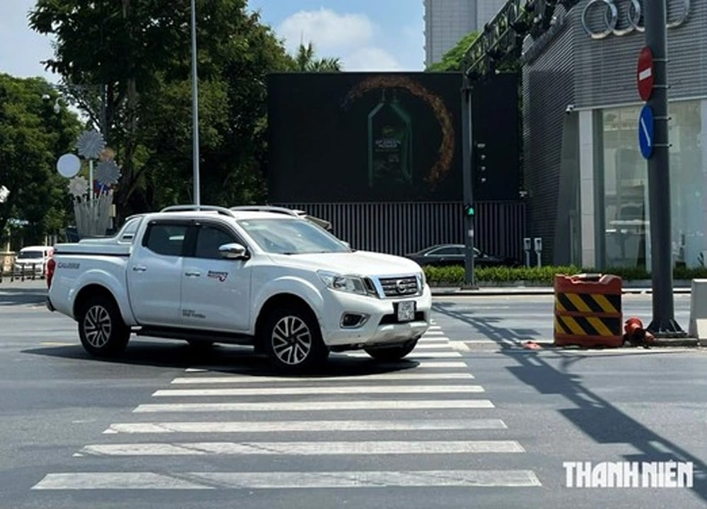 Hà Nội đề xuất 'giải cứu' xe bán tải, cho phép lưu thông như ô tô con ( ẢNH: ĐÌNH TUYÊN )