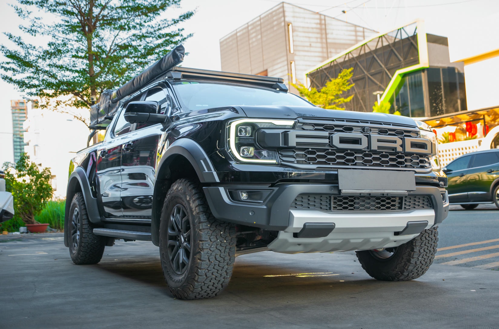 Những lưu ý quan trọng khi lắp đặt lều nóc Ranger Raptor