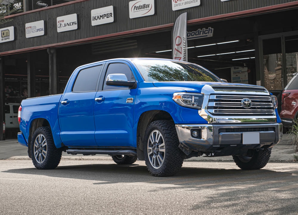 Độ lốp xe Tundra với BFGoodrich KO3: Đánh bại mọi địa hình dịp 30/4