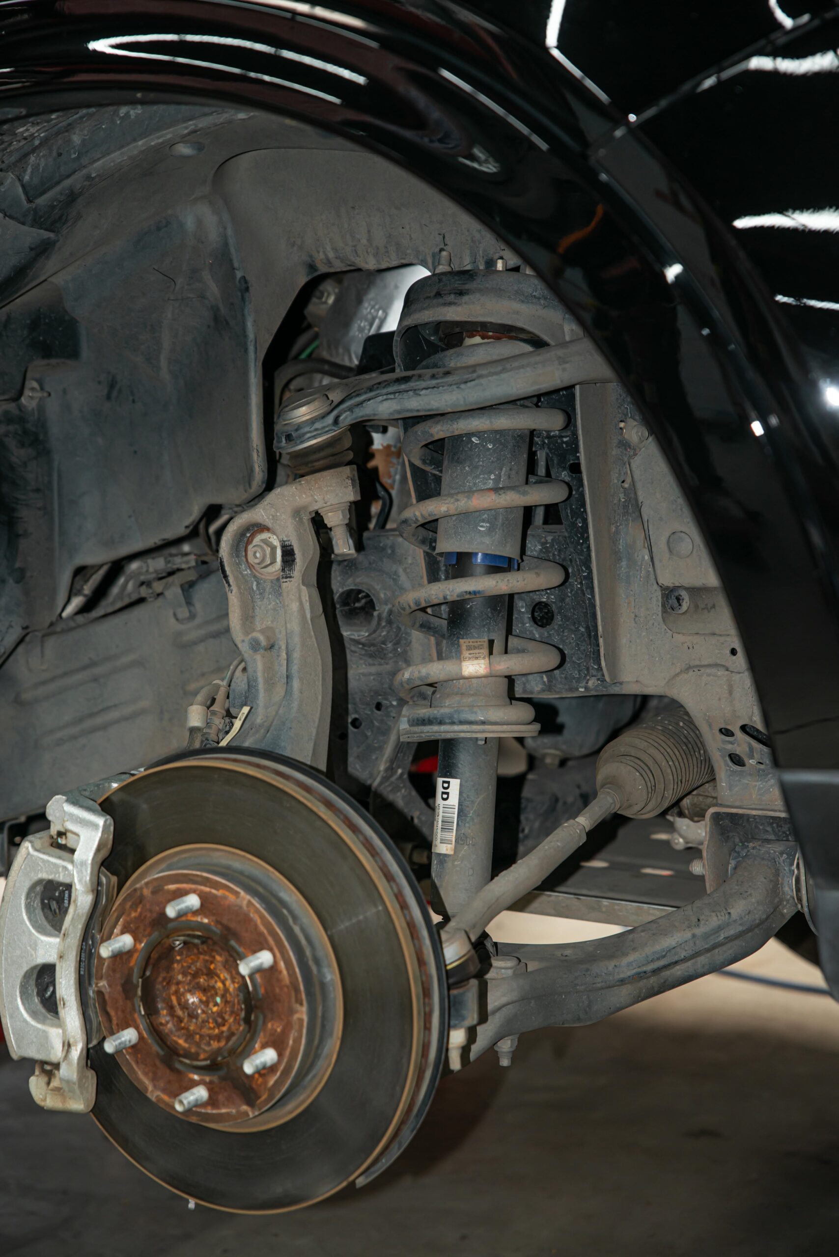 Hệ thống giảm xóc nguyên bản Ford Everest: Tiện dụng nhưng chưa tối ưu