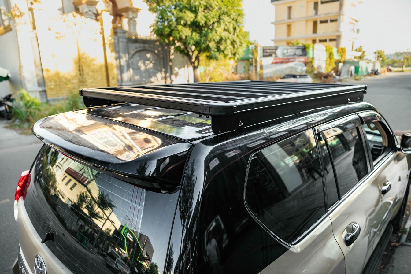 Baga cho Land Cruiser Prado: Phụ kiện hoàn hảo cho những chuyến hành trình